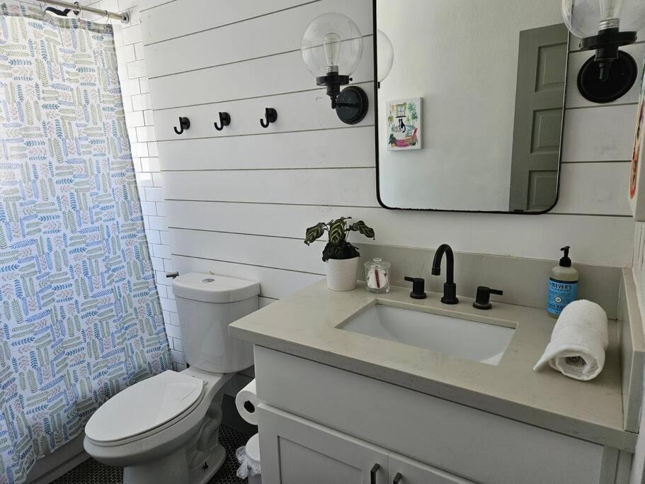 Entire Home In Historic Long Beach Close To Shops 외부 사진