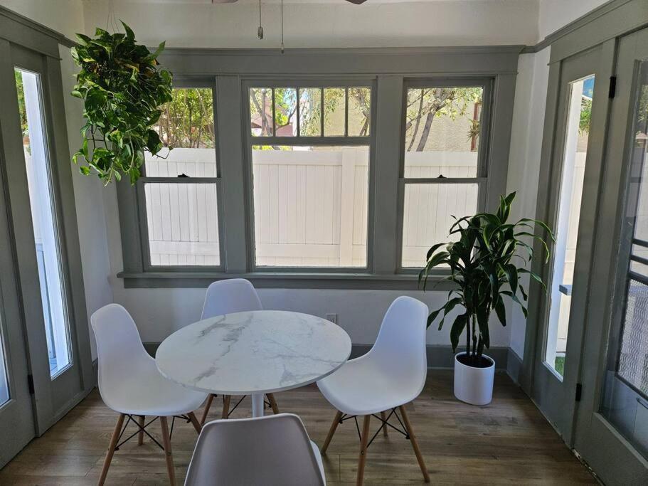 Entire Home In Historic Long Beach Close To Shops 외부 사진