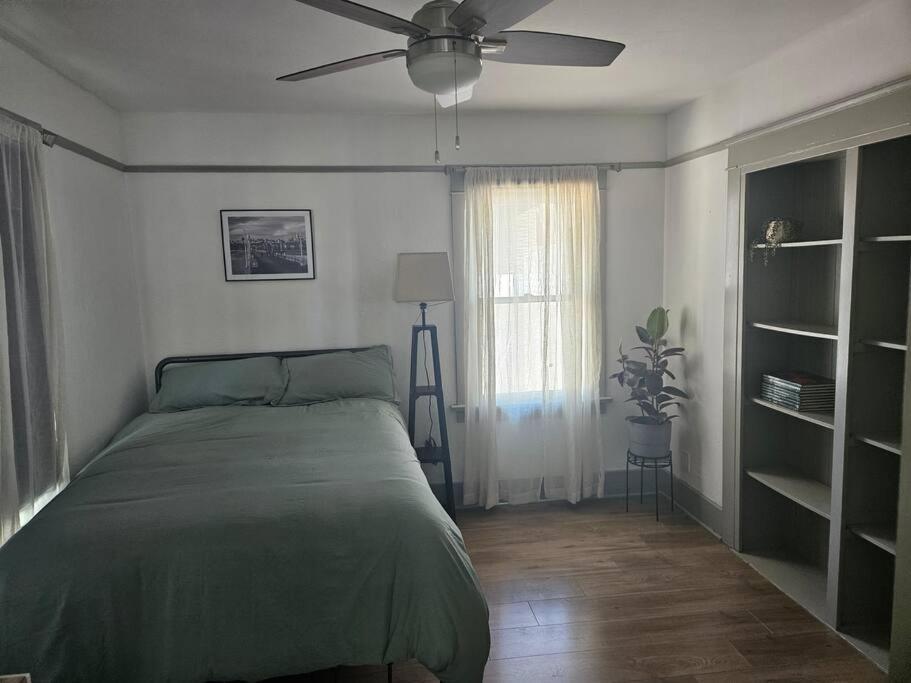 Entire Home In Historic Long Beach Close To Shops 외부 사진