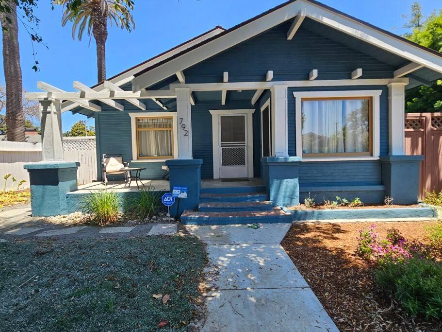 Entire Home In Historic Long Beach Close To Shops 외부 사진